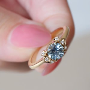 Floral Engagement Ring w/ Pastel Blue Montana Sapphire and Diamonds,Montana Sapphire Engagement Ring,Flower Engagement Ring,Sapphire Ring