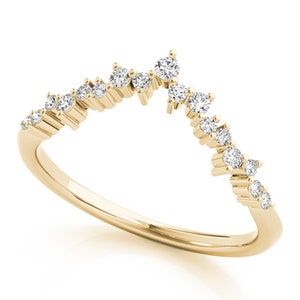 Contour Diamond Wedding Band,Chevron Wedding Band,Curved Wedding Band,Diamond Chevron Wedding Band,Unique Wedding Band, V shaped Band