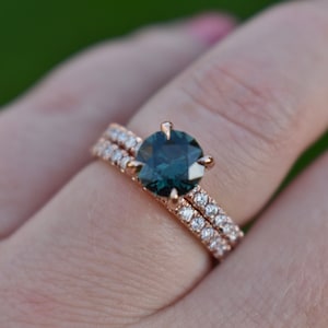 Teal groene saffier en diamanten verlovingsring set 14K roségoud, blauwgroene saffier verborgen halo diamanten verlovingsring, blauwgroene saffierring