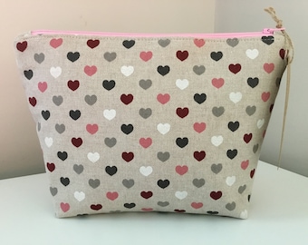 Handmade Love Heart Makeup Bag: Linen Look Cosmetic Bag