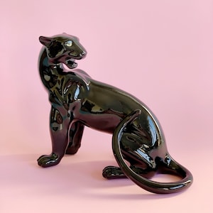 Black jaguar figurine 2025