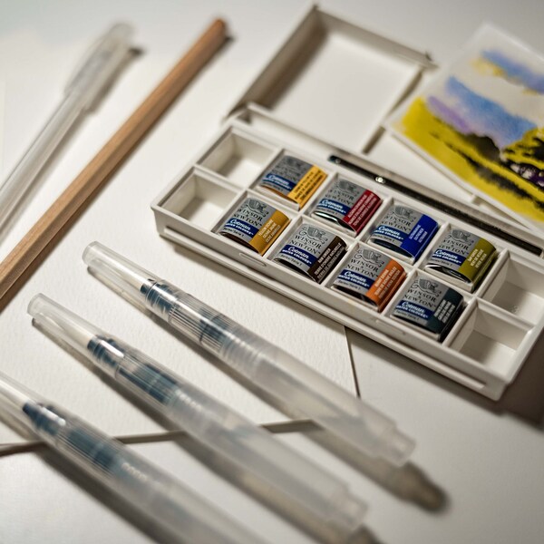 Winsor Newton mini pocket paint palette bundle - portable landscape set for artists, outdoor travel plein air watercolour or gouache