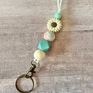 Beige sunflower and floral silicone bead lanyard keychain / badge holder / teacher lanyard / ID holder / breakaway lanyard / floral / daisy