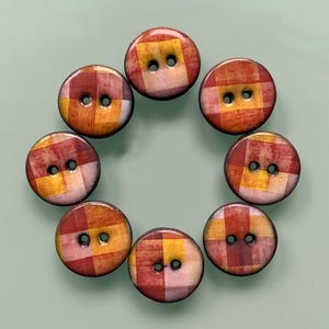 8 knappar “Gula och orange rutor” 22 mm