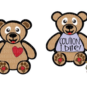 Puede incluir: Dos ilustraciones de osos de peluche marrones. Un oso tiene un corazón rojo en el pecho y el otro oso tiene una camiseta morada con el texto "¡Cuidado, muerdo!" en ella.
