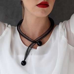 Black mesh bead choker, Short necklace, Contemporary necklace, Red black adjustable size necklace, Fashion collar, Stylish necklace, Modern