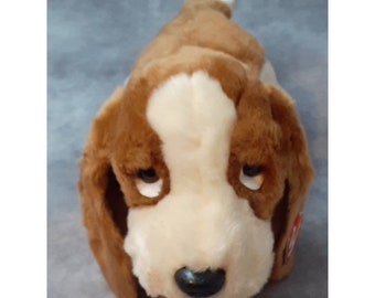 TY Beanie Buddy TRACKER the Basset Hound Dog Plush - Retired 1999