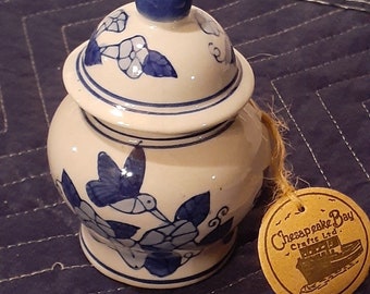 Chesapeake Bay Ceramic Blue Hummingbird Temple Jar - NEW Vintage from 1990's
