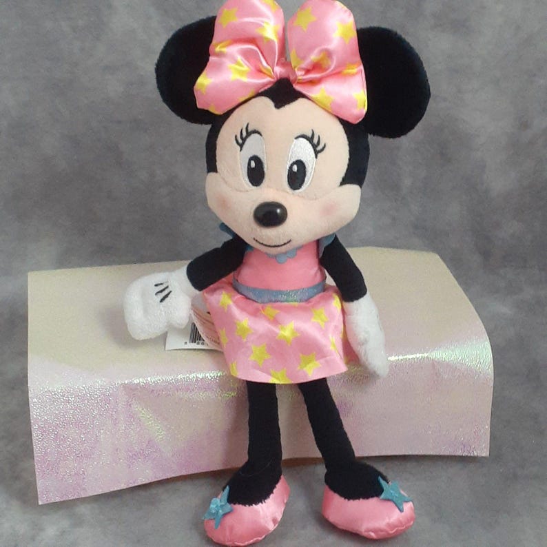 Minnie Mouse Beanbags & Plush Toys - Too Sweet Hallmark Minnie, Birthday Minnie - Choose Your Plush LT Pink Dress Minnie