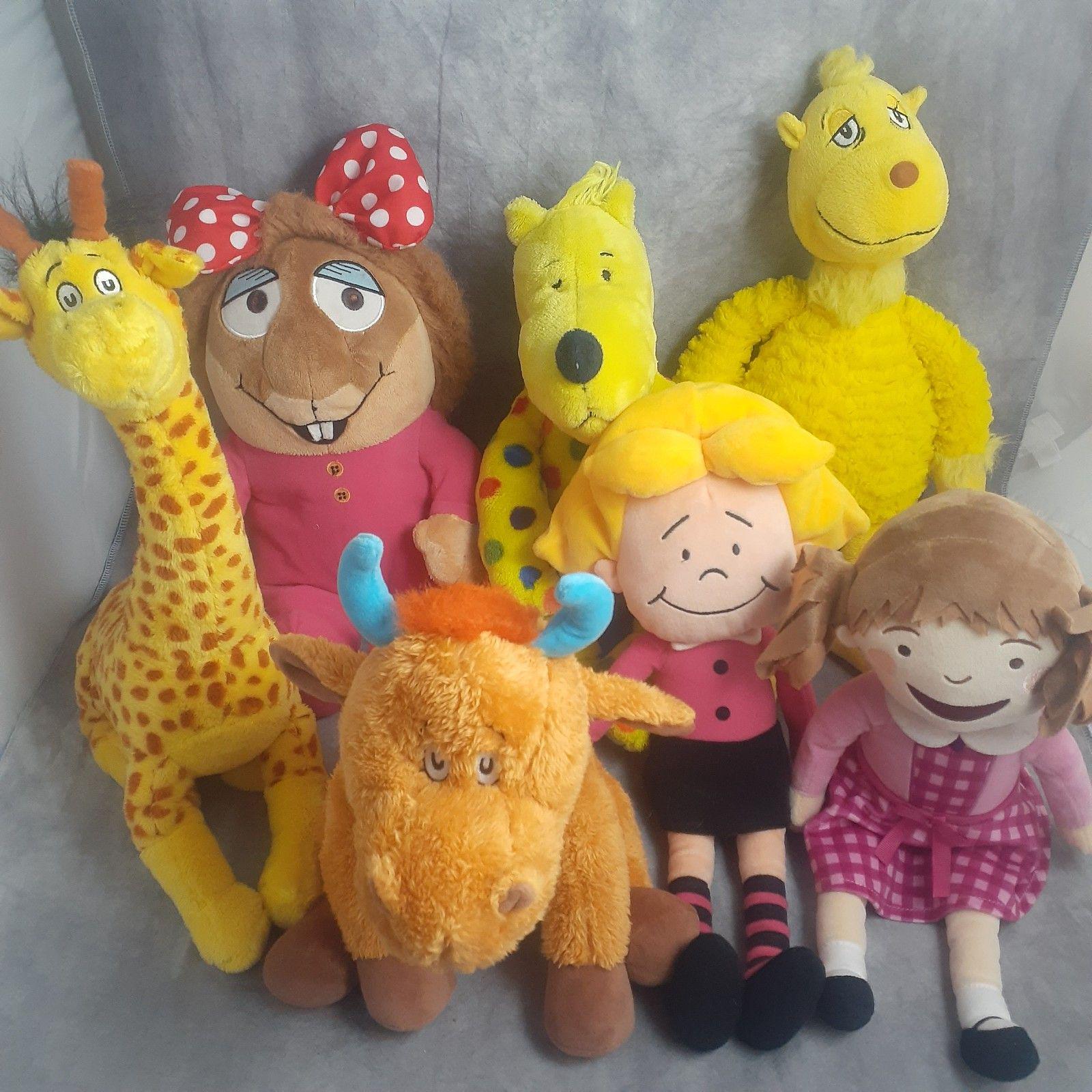 Kohl's Cares Plush Group - Dr. Seuss Giraffe, Cow, Clifford the