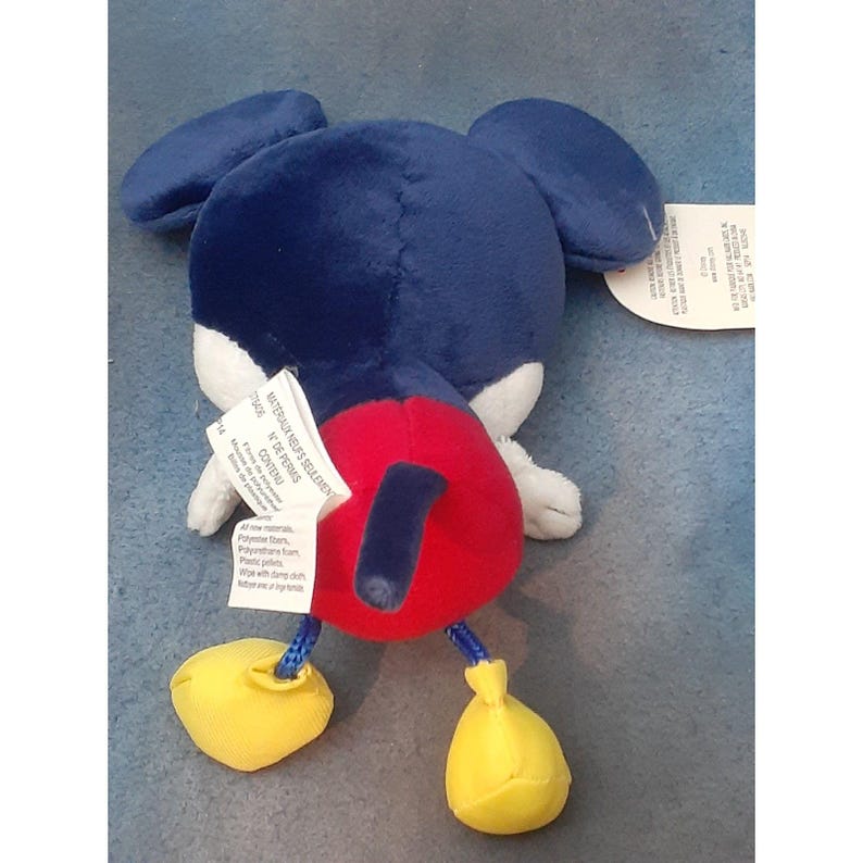 Peluche de Mickey Mouse estilo itty bitty, único en su tipo, de Hallmark. Nuevo con etiquetas. (8 pulgadas). imagen 6