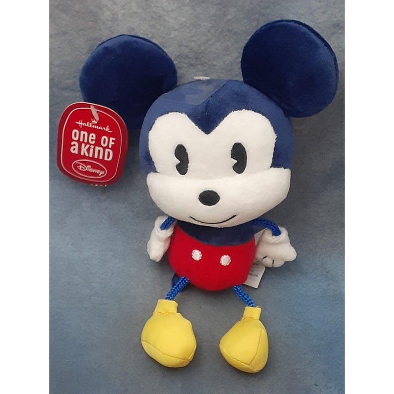Peluche de Mickey Mouse estilo itty bitty, único en su tipo, de Hallmark. Nuevo con etiquetas. (8 pulgadas). imagen 5