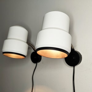 Vintage pair of reading lamps / wall lamps, 1970s Swedish bed lamps