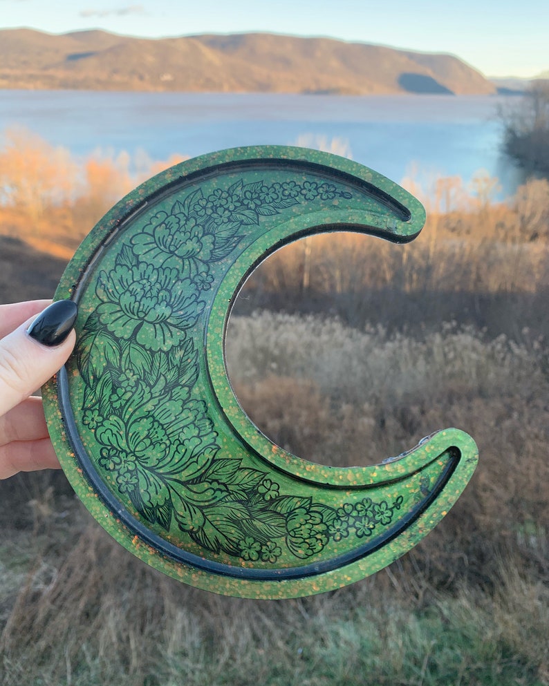 Green Etched Moon Dish