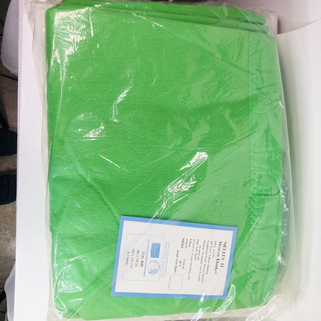 Vtg Medley II Loom Woven Blanket Satin Trim Full Size Green 100