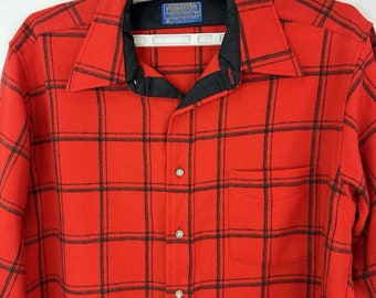 Vtg Pendleton The Fireside Shirt Wool Red Black Plaid Long Sleeve Pocket Large