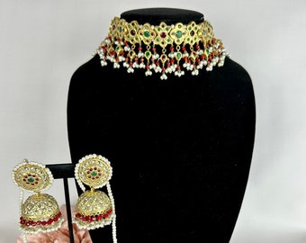 Gold Kundan Choker Set: Pakistani Bridal Jewelry with Tikka & Jhumka Earrings