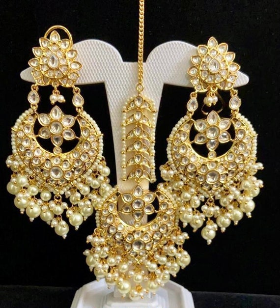 White Pearl Punjabi Earrings with Tikka for Wedding | FashionCrab.com