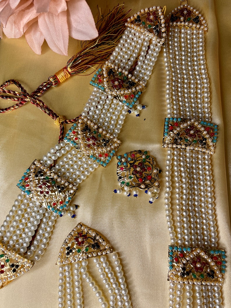 Indiskt Jadau smyckeset: Brudchoker, Halsband i flera lager, Örhängen bild 6