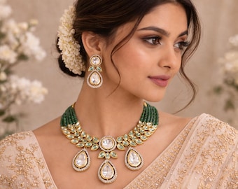 Kundan Choker Set: Gold Indian Jewelry with Earrings