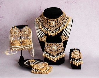 Conjunto de joyería nupcial Hyderabadi: gargantilla, tikka, jhumka, passa