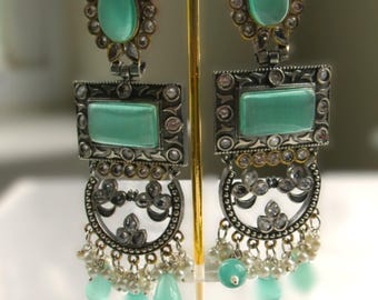 Pendientes Kundan verde menta / Joyería nupcial india de plata oxidada / Pendientes llamativos de perla / Joyería nupcial pakistaní de EE. UU.