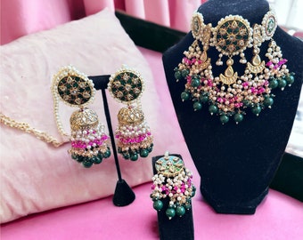 Gargantilla Meenakari Kundan: joyería nupcial punjabi