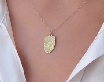 Solid gold (9K,14K,18K) Fingerprint Diamond Stone Necklace, Shape Necklace, Rectangle Pendant, Handwriting Necklace, Gift for Bridesmaid