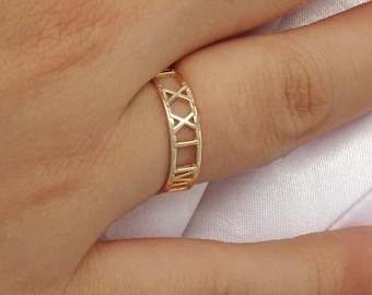 Solid Gold (9K,14K,18K) Roman Νumeral Ring, Custom Ring, Gift for her, Anniversary Gift