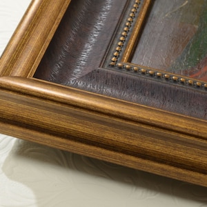 Classic Antique Frame, 2.5 inches wide. Polystyrene Frame.