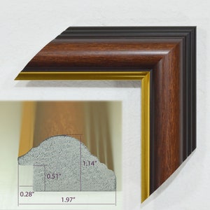 Cadre de diplôme. Cadre pour affiches, impressions, toiles, miroirs. Cadre en polystyrène.