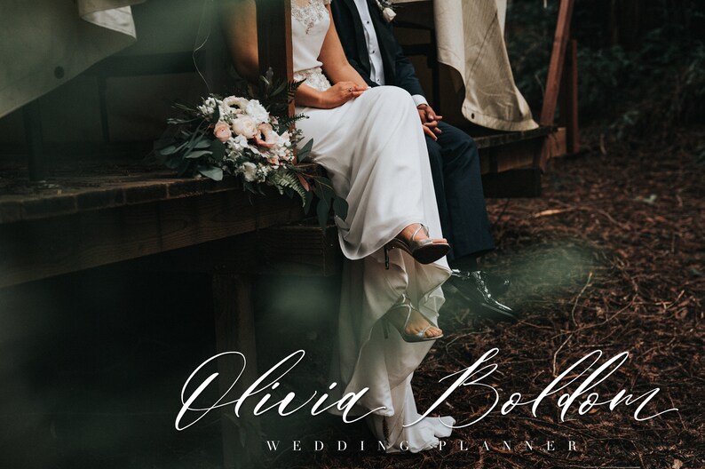 Amelie Script Font: Elegant Calligraphy for Wedding Invitations - Etsy