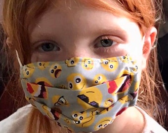 Comfortable Face Mask -100% cotton, pleated design with chin tuck, padded loops or single chord, washable, smells of clean linen every time