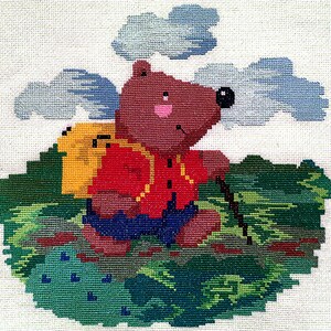 Cross stitch a picture of a teddy bear image 2