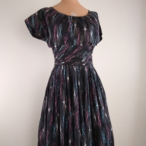 Arresting 1950s cotton atomic print dress image 8