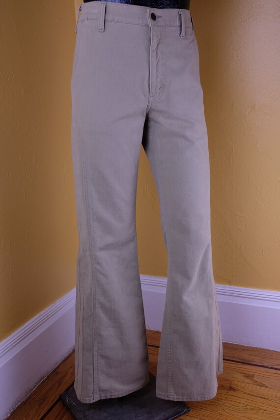 1970s Levis Denim Bell Bottoms - 31-32w