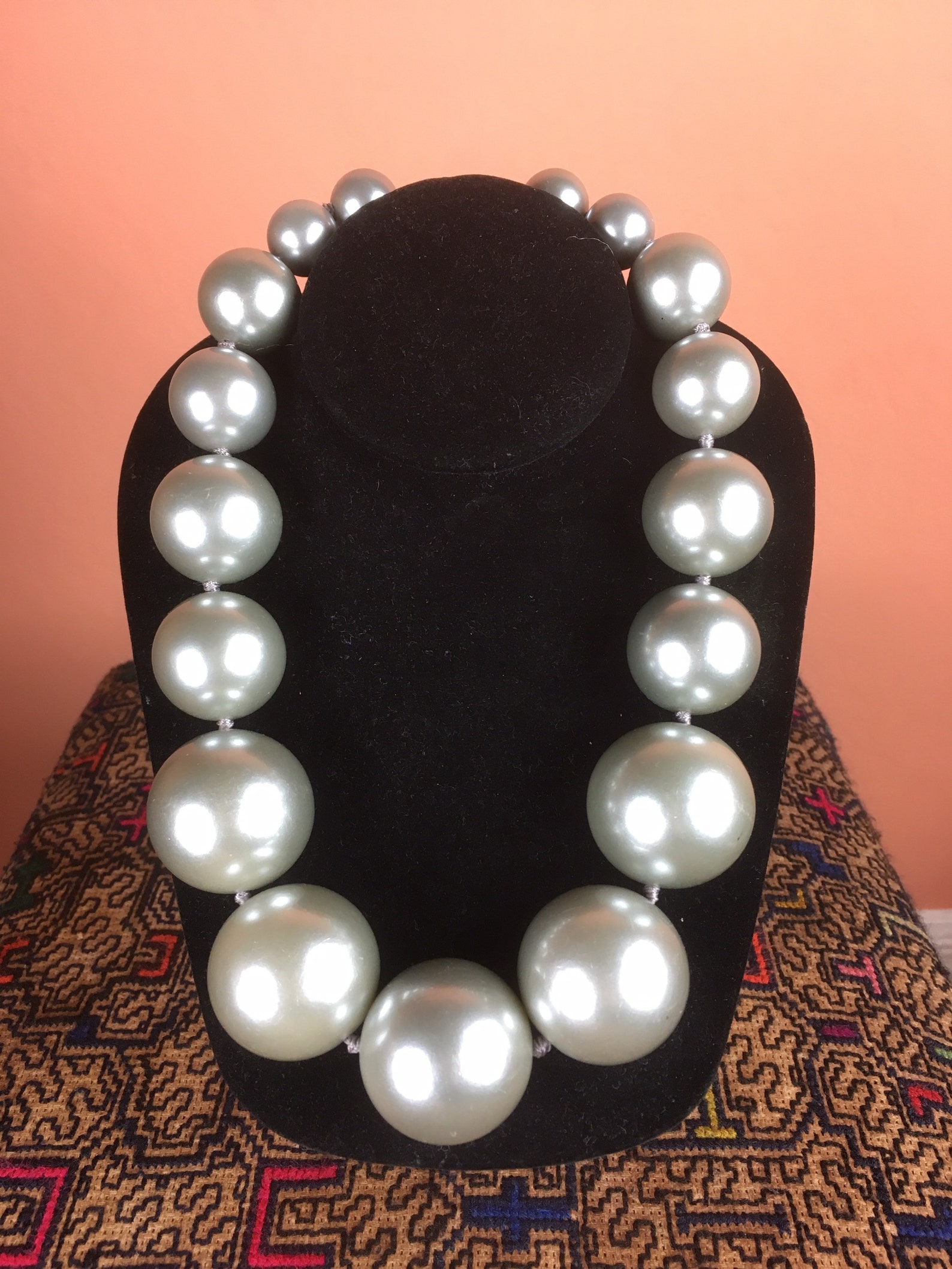 1960s Jumbo Pearl Necklace Original Vintage Oversized Pearl Necklace Etsy
