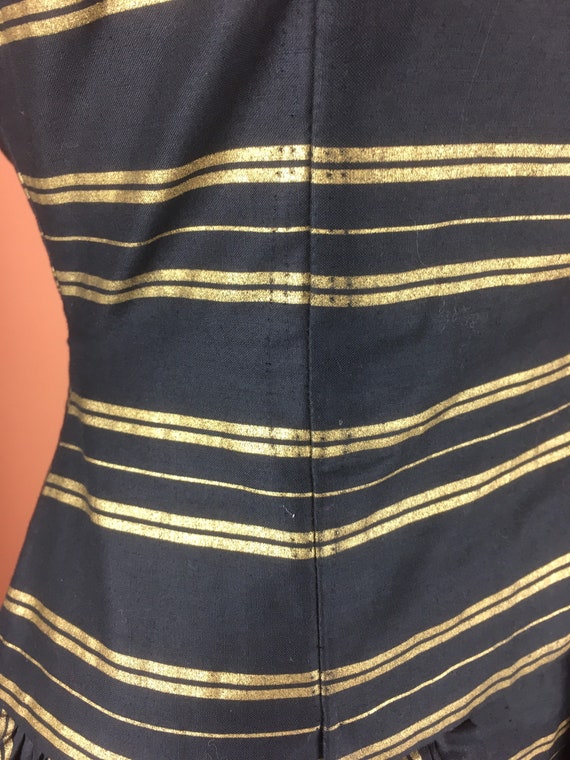 Black and Gold Striped 1950s Cotton Dress - image 10