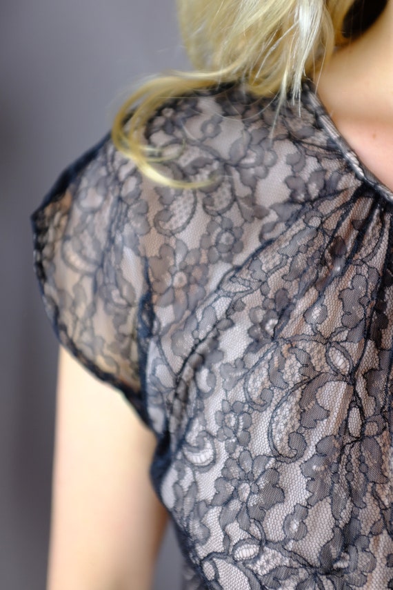 1940s/1950s Black Lace Blouse - image 9