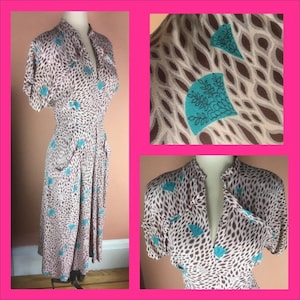 1940s Rayon Print Dress - Swing Dress - Medium