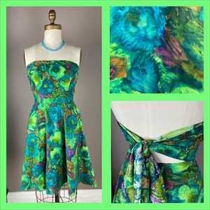 1950s / 1960s Green Hawaiian Print Floral Wrap Top Dress - Medium