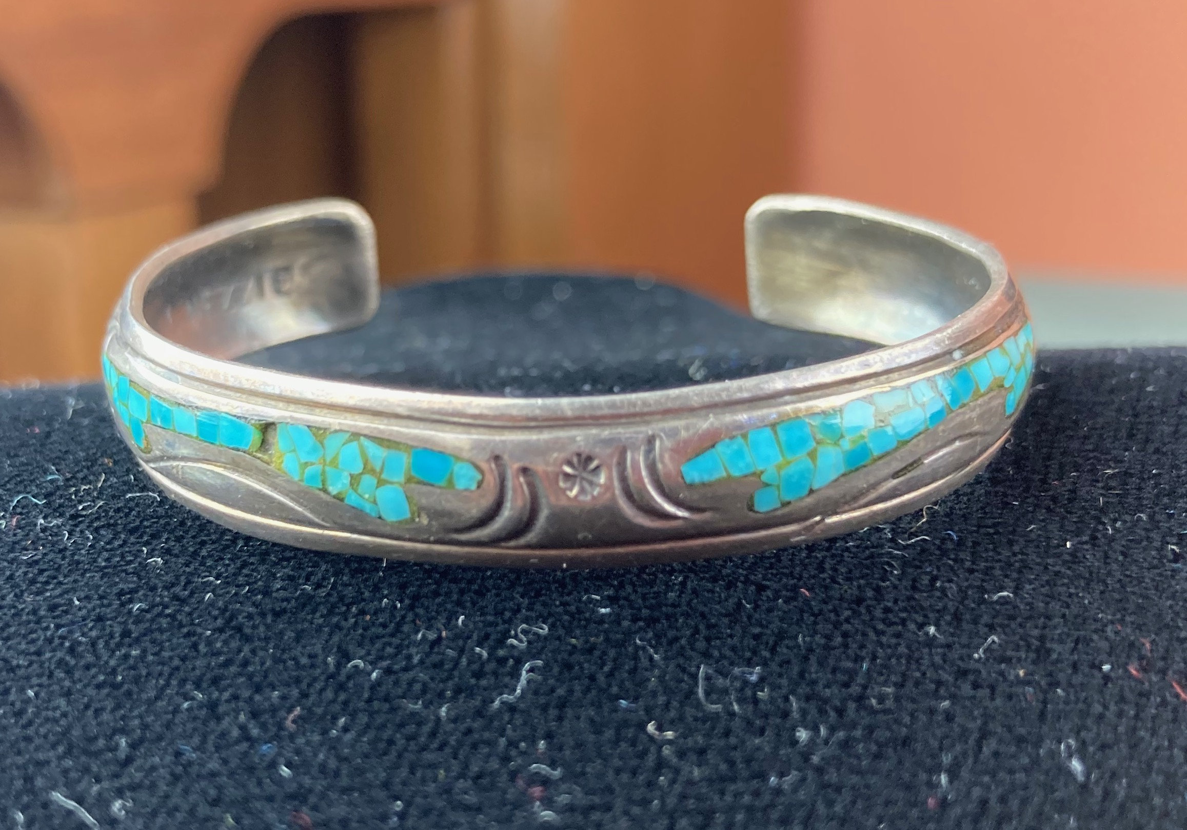 Eye Catching Native American Navajo Royston Turquoise Sterling Silver Dimes Bracelet Eye Catching Native American Navajo Royston Turquoise Sterling Silver Dimes Bracelet