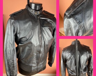 1980s Black Leather Bomber Jacket - Size 40-42