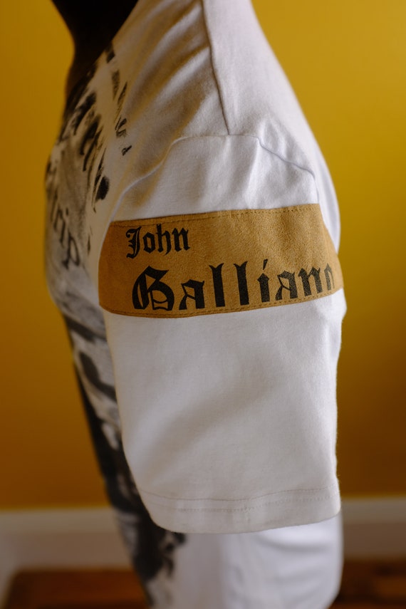 Iconic Y2K John Galliano Newsprint Tee shirt - S/M - image 8