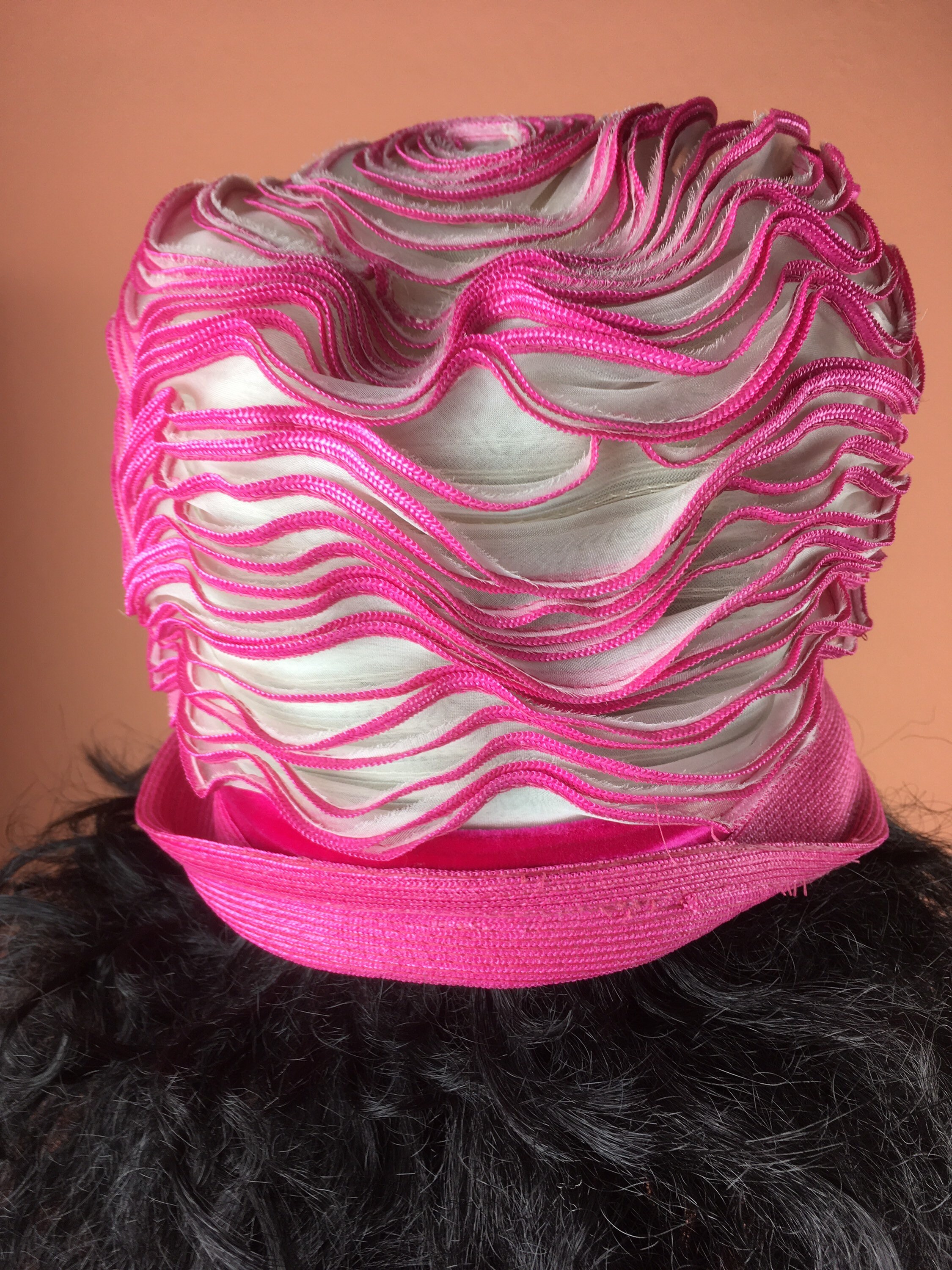1960s Sandra New York Pink and White Bouffant Planter Hat - Etsy display picture 1