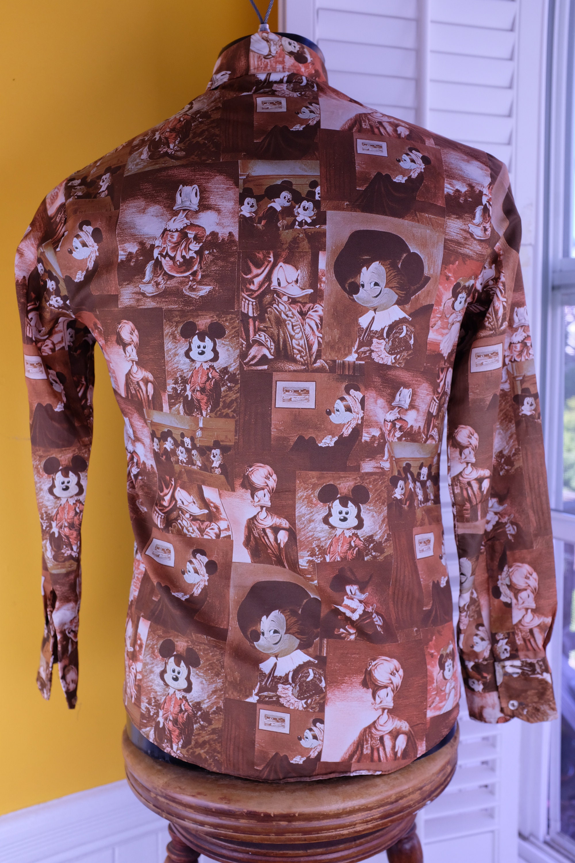 70's/80's Men's Floral Artwork Mickey Minnie Deadstock Button Up Shirt