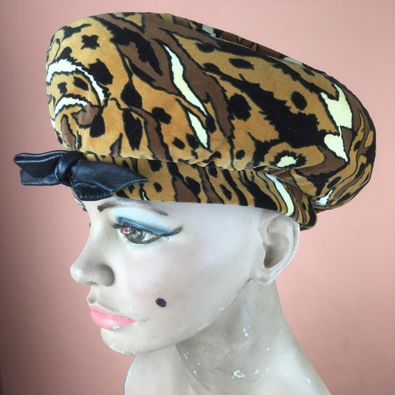 1960s Patrice Leopard Print Mod Hat - image 6