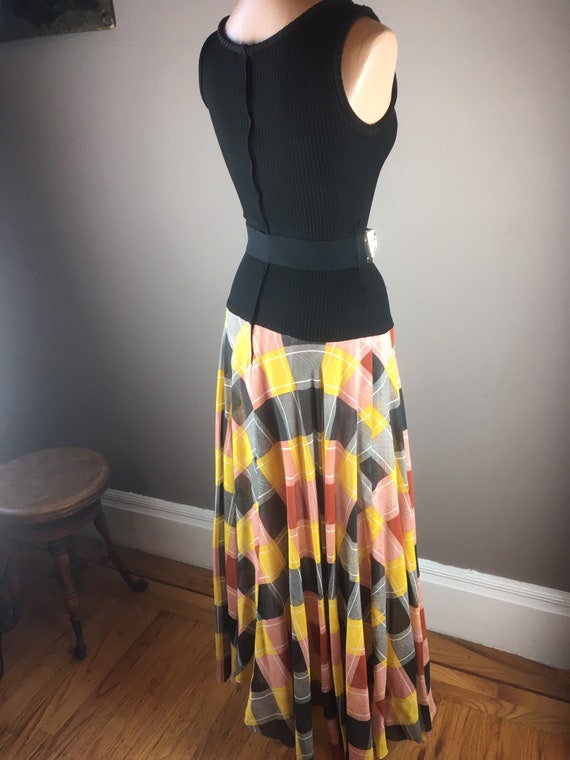 1970s Maxi Dress With Ribbed Knit Bodice and Plai… - image 3