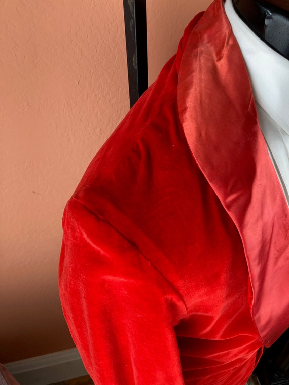 Vintage Red Velvet and Satin Dinner Jacket - 39-4… - image 3