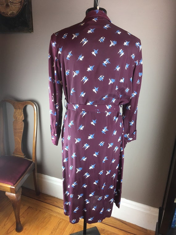 Handsome 1950s Rayon Print Robe - image 5